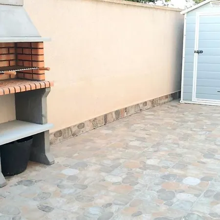 Arco Mediterraneo Independiente Будинок відпочинку